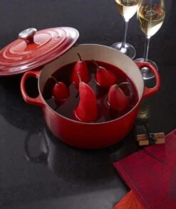 Le Creuset Signature Braadpan - 4,2 L - 24 Cm - Kersenrood -Beroemde Keukenserie Winkel 1009x1200