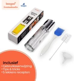 BooGoo® - RVS Olijfolie Sprayer Extreme Deluxe - Olijfolie Fles Verstuiver Voor Keuken - Oliespray - Oliefles - BBQ Accesoires - Olie Pomp Bakspray - Cooking Spray -Beroemde Keukenserie Winkel 1104x1200