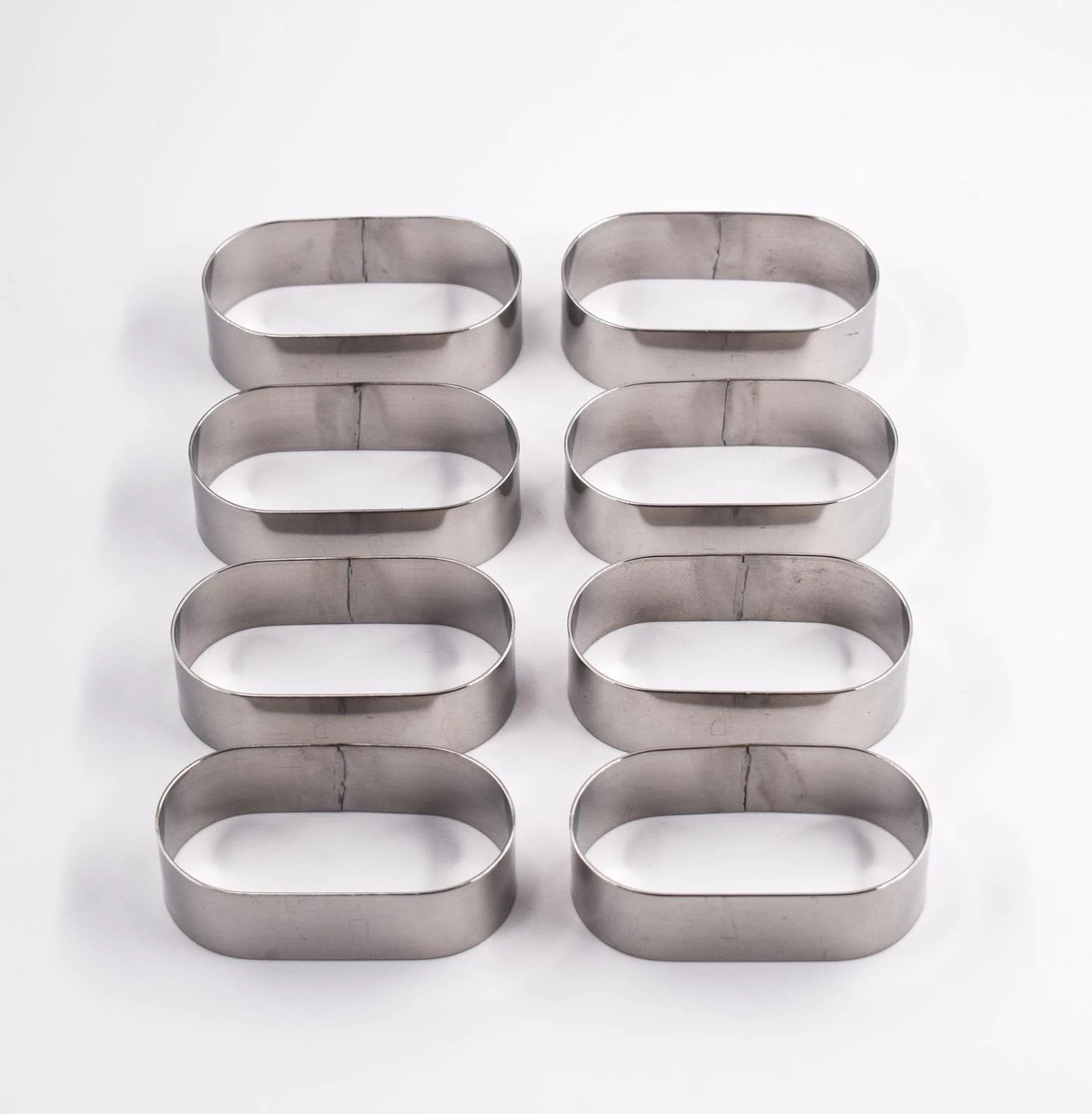 Sloffenring Taartvorm Set met 8x Sloffenvorm Bakvorm en 1x Verstelbaar Bakframe – Slofvorm – Slofring – Slof Rond – Bakring Ovaal – Taartring – Kookring – Garneerring Sloffenring Taartvorm Set Met 8x Sloffenvorm Bakvorm En 1x Verstelbaar Bakframe – Slofvorm – Slofring – Slof Rond – Bakring Ovaal – Taartring – Kookring – Garneerring -Beroemde Keukenserie Winkel 1176x1200 3