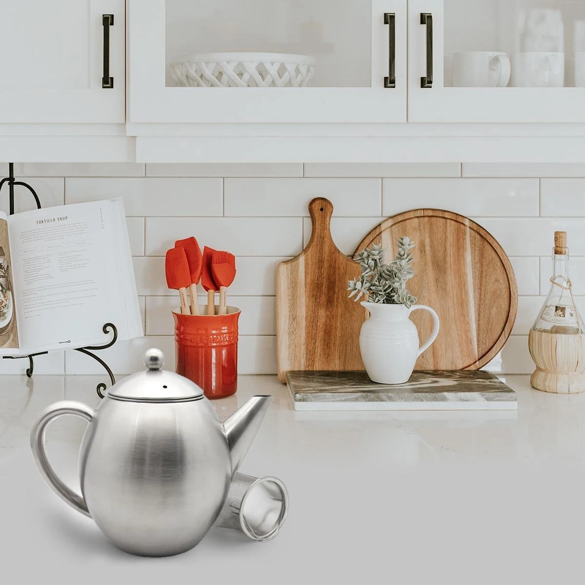 Vaja Valerie - Theepot met filter - Dubbelwandig - RVS - 1.2L Vaja Valerie - Theepot Met Filter - Dubbelwandig - RVS - 1.2L -Beroemde Keukenserie Winkel 1200x1200 366