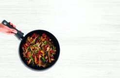 Tefal Easy Chef Wokpan - Ø 28 Cm -Beroemde Keukenserie Winkel 1200x782 1