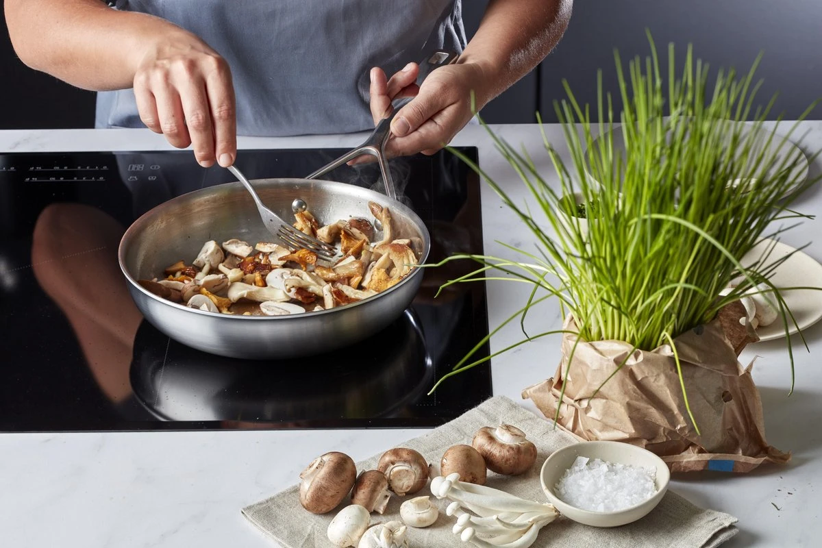 Demeyere Essential 5 RVS Koekenpan – Koekenpan Inductie - 24 cm – PTFE-vrij Demeyere Essential 5 RVS Koekenpan – Koekenpan Inductie - 24 Cm – PTFE-vrij -Beroemde Keukenserie Winkel 1200x800 44