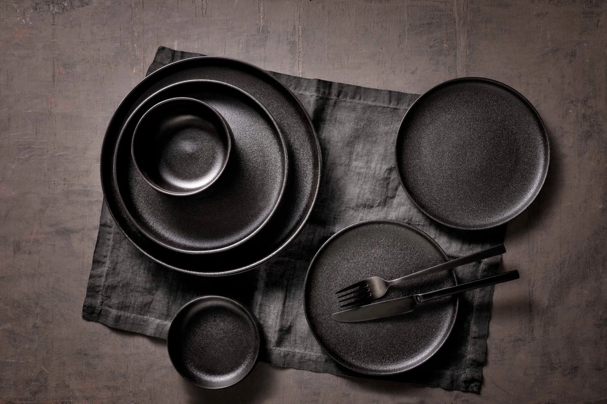 Maastricht Porselein Serviesset Universe Porselein 6-persoons 24-delig Zwart Maastricht Porselein Serviesset Universe Porselein 6-persoons 24-delig Zwart -Beroemde Keukenserie Winkel 1200x800 68