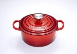 Le Creuset Signature Braadpan - 4,2 L - 24 Cm - Kersenrood -Beroemde Keukenserie Winkel 1200x839