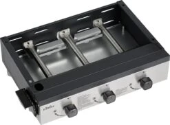 Bighorn Plancha Grill - Gasbarbecue – Tabletop – Draagbaar – 3 Branders -Beroemde Keukenserie Winkel 1200x884 2