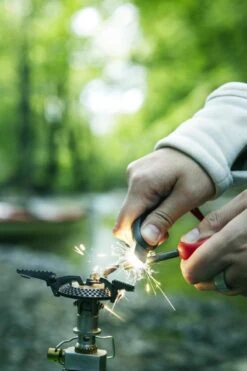 Light My Fire FireSteel Scout Bio Blauw + Noodfluit Milieuvriendelijke Vuurmaker Magnesium Aansteker -Beroemde Keukenserie Winkel 800x1200 41